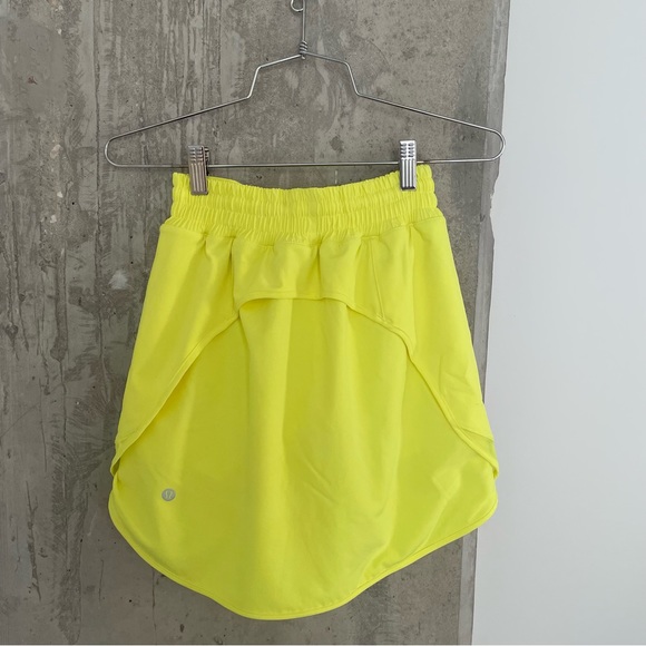 Lululemon Hotty Hot High-Rise Skirt - Picture 1 of 6